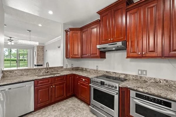 $2,200 | 443 Hamptoncrest Circle, Unit 107, Lake Mary, FL 32746