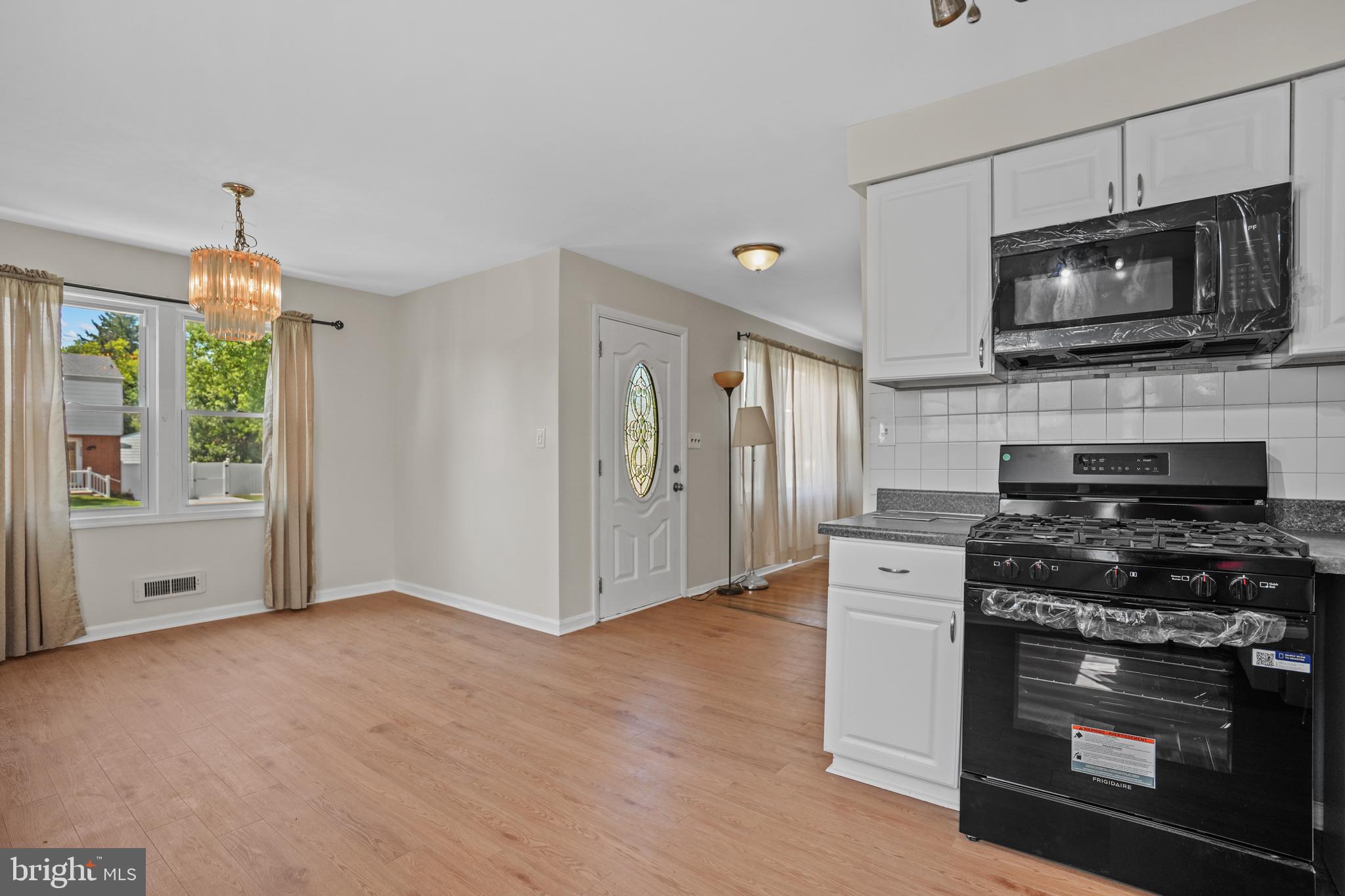 3307 Wild Cherry Road Baltimore, MD 21244 - Photo 6 of 30