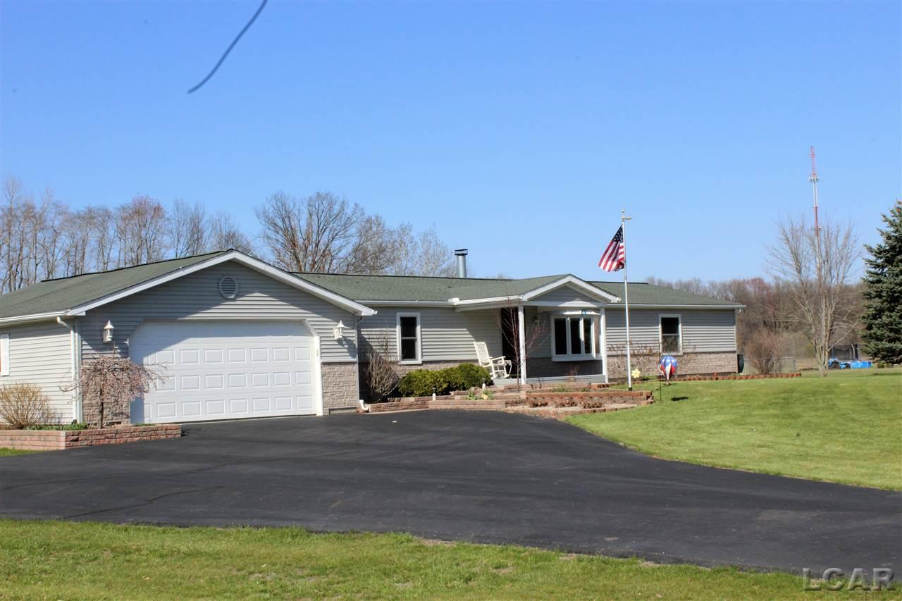 11160 Darling Road Milan, MI 48160 - Photo 4 of 52 31346046-3.JPG