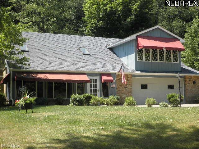 1357 Ridge Road Salem, OH 44460 - Photo 2 of 21