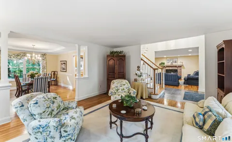 $775,000 | 29 Narragansett Trail, Newtown, CT 06482