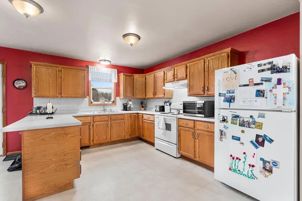 $329,900 | N3973 State Highway, Shawano, WI 54166