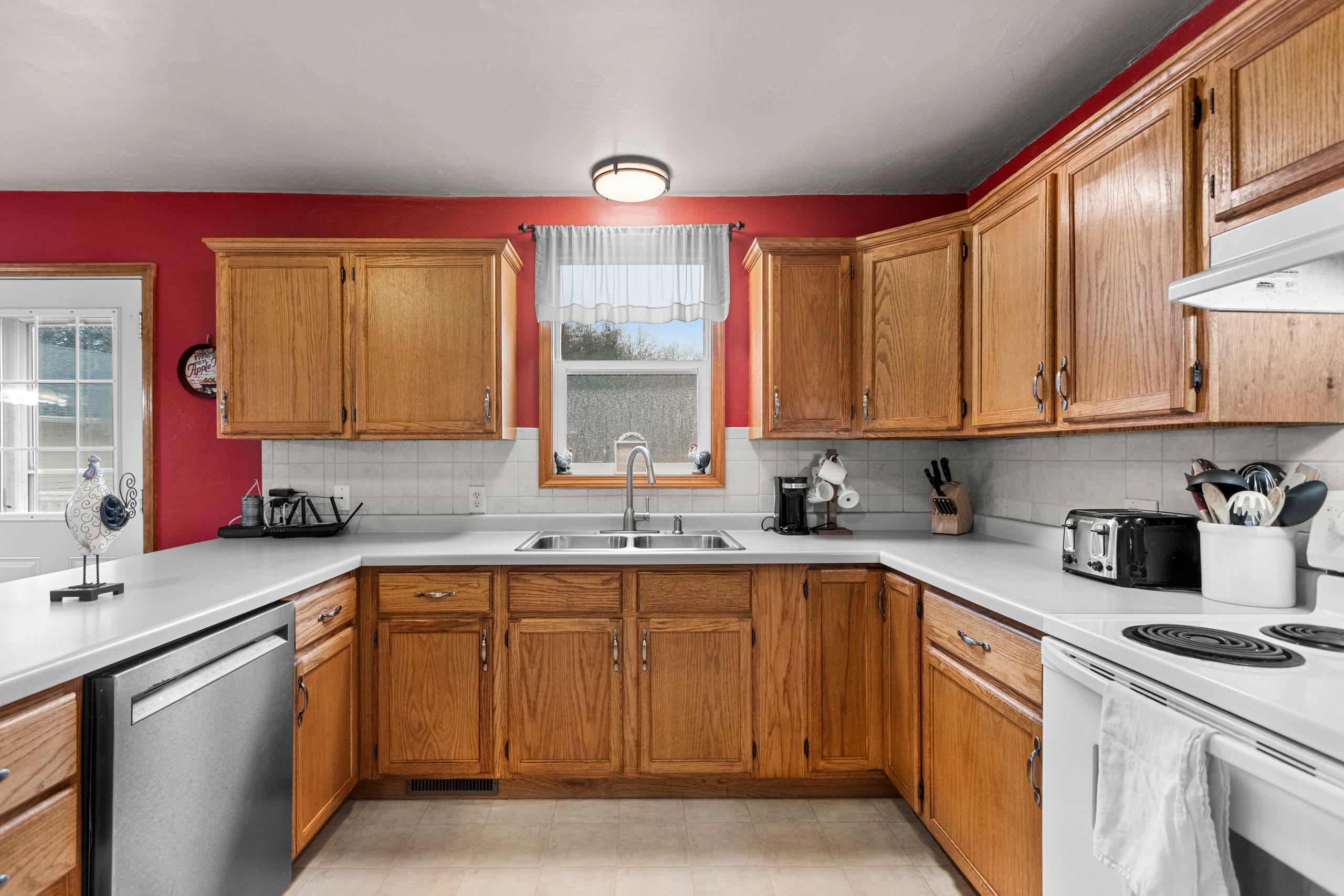 N3973 State Highway Shawano, WI 54166 - Photo 10 of 42