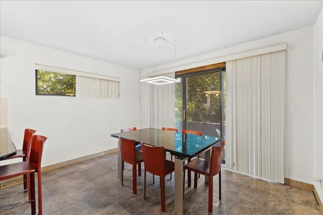 $1,375,000 | 10 Morley Court, Albertson, NY 11507