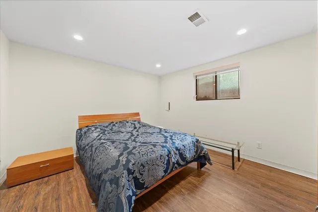 $1,375,000 | 10 Morley Court, Albertson, NY 11507