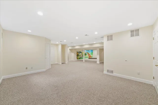 $1,375,000 | 10 Morley Court, Albertson, NY 11507