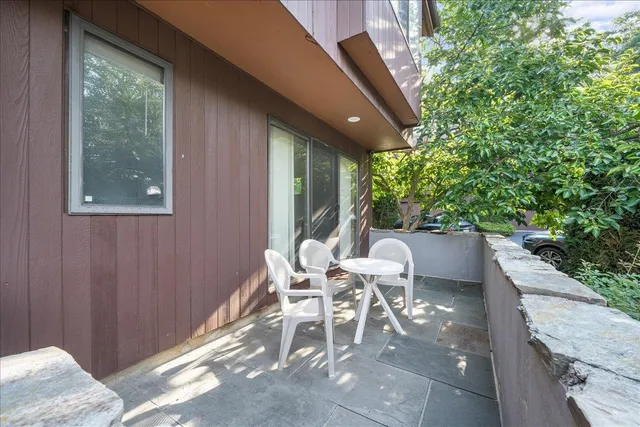 $1,375,000 | 10 Morley Court, Albertson, NY 11507