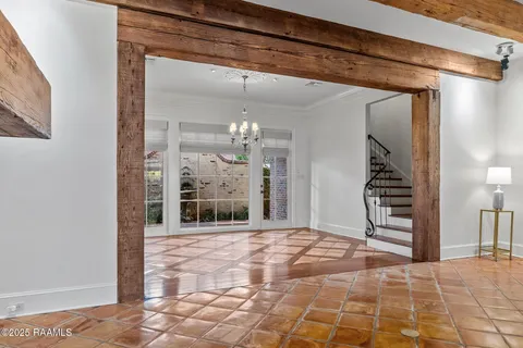 $1,295,000 | 104 Ducharme Court, Lafayette, LA 70503