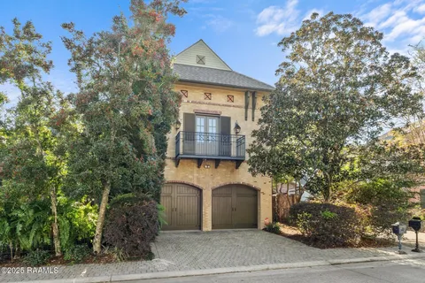 $1,295,000 | 104 Ducharme Court, Lafayette, LA 70503