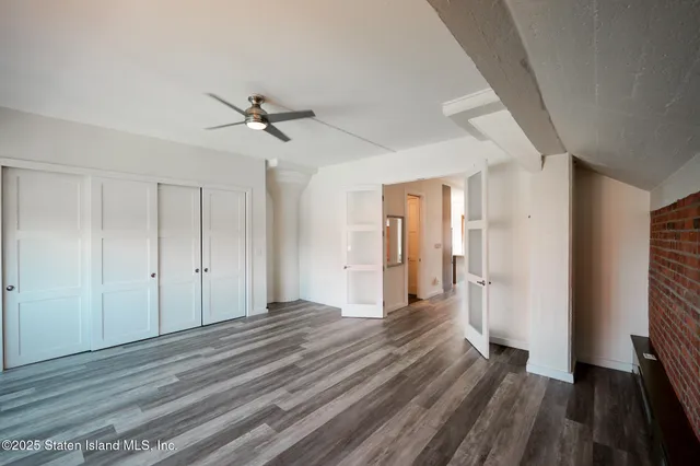 $529,000 | 10 Bay Street Landing, Unit 4I | Tompkinsville