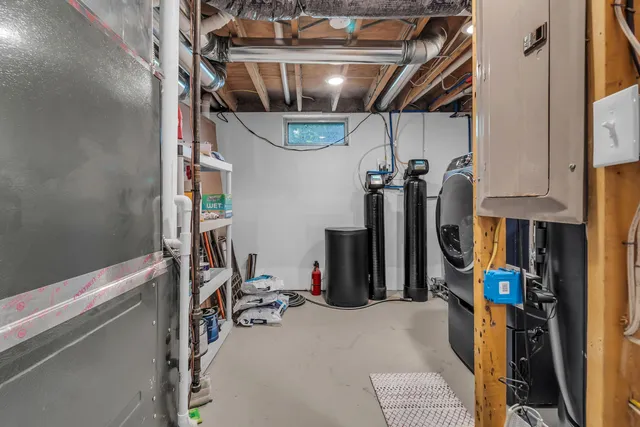 $464,900 | 10911 Woodbrook Drive, Cement City, MI 49233