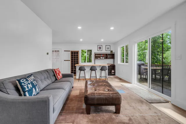 $464,900 | 10911 Woodbrook Drive, Cement City, MI 49233