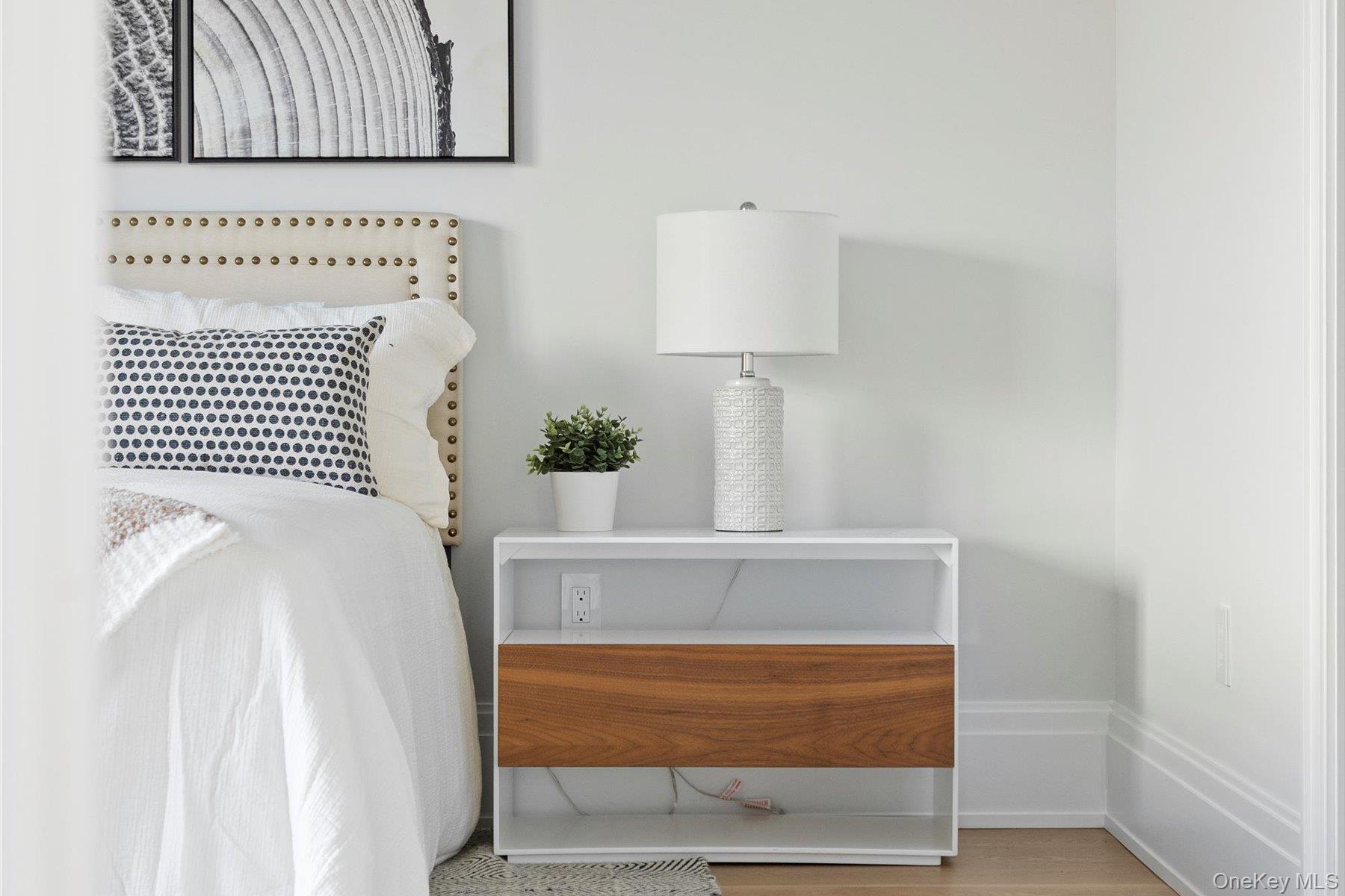 2590 Cox Neck Road Mattituck, NY 11952 - Photo 28 of 50 Thoughtfully designed guest bedroom