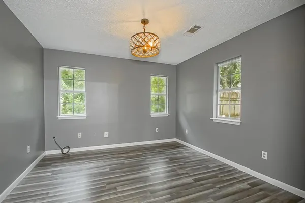 $2,000 | 76300 Crystal Drive, Covington, LA 70435