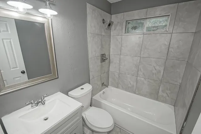 $2,000 | 76300 Crystal Drive, Covington, LA 70435