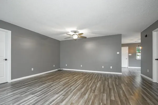 $2,000 | 76300 Crystal Drive, Covington, LA 70435