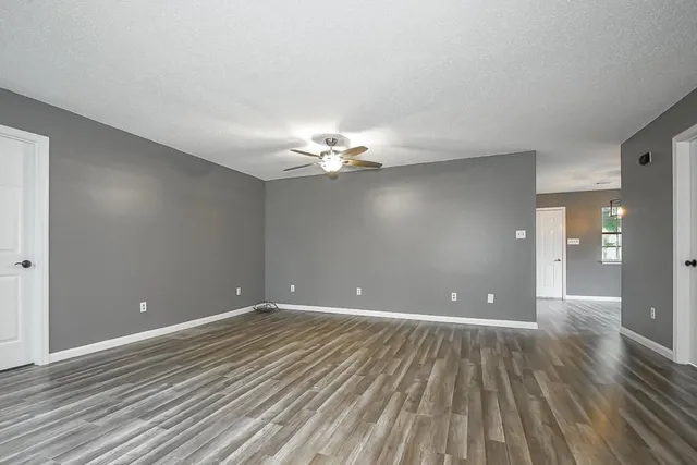 $2,000 | 76300 Crystal Drive, Covington, LA 70435