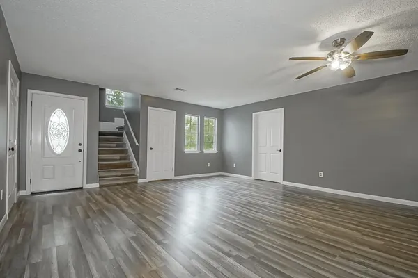 $2,000 | 76300 Crystal Drive, Covington, LA 70435