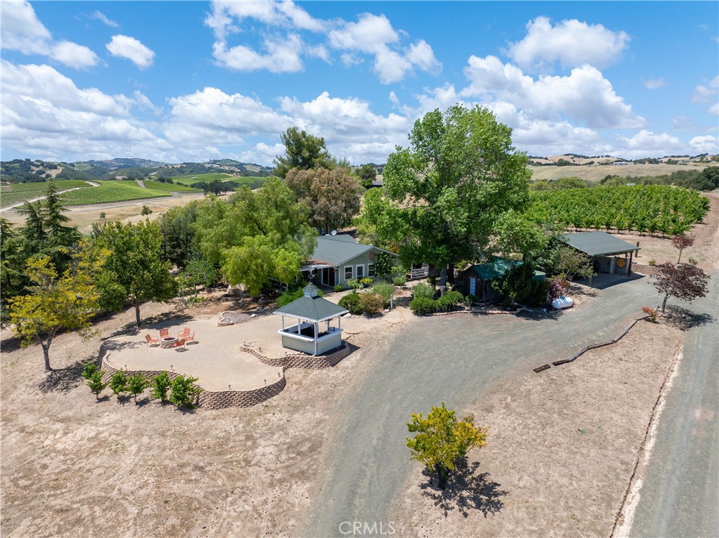 1618 Kiler Canyon Road Paso Robles, CA 93446 - Photo 15 of 62