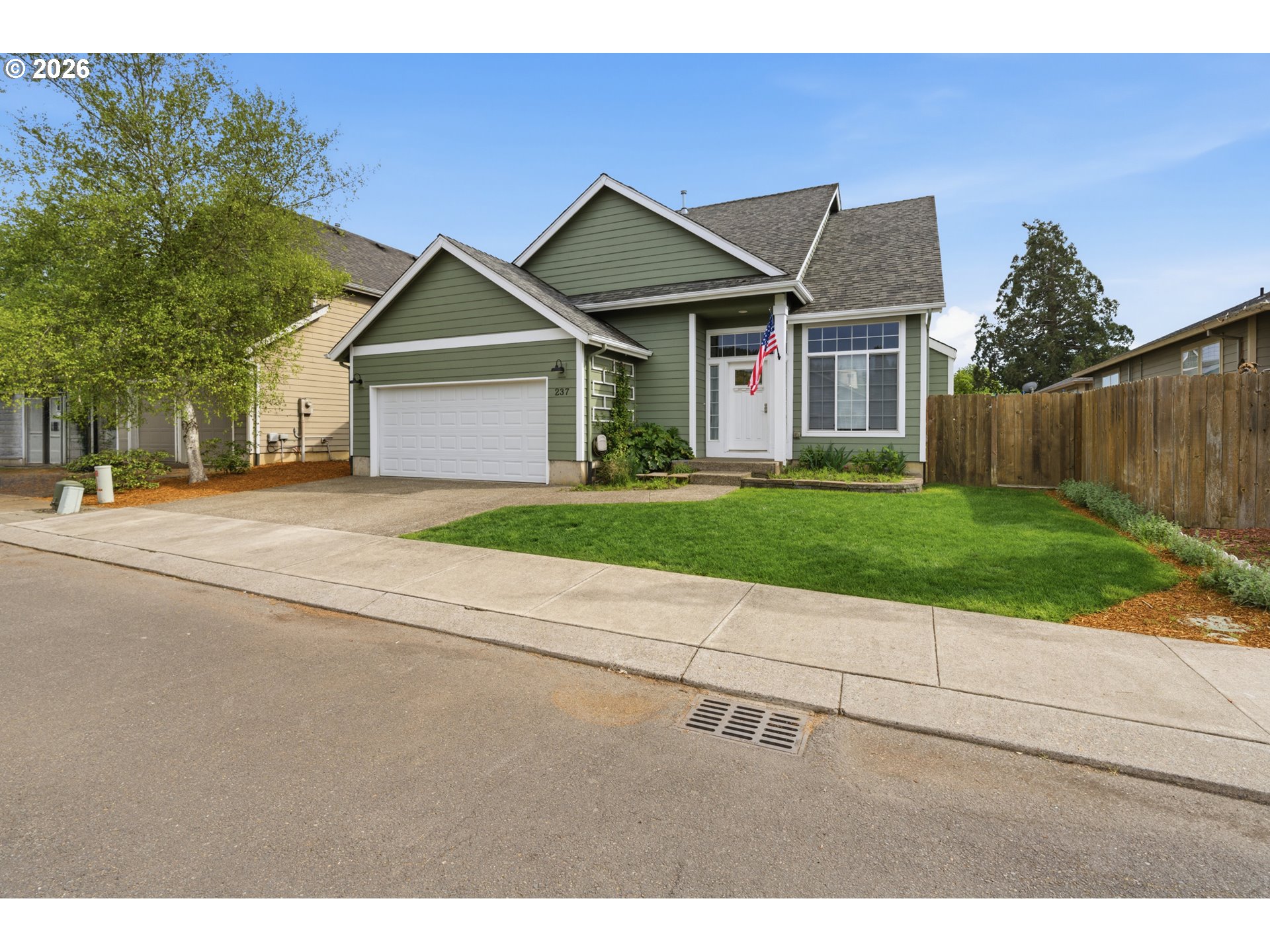 237 Northwest Sagan Loop Sheridan, OR 97378 - Photo 3 of 36