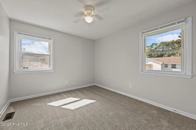 $1,399 | 2503 Country Club Road, Jacksonville, NC 28546