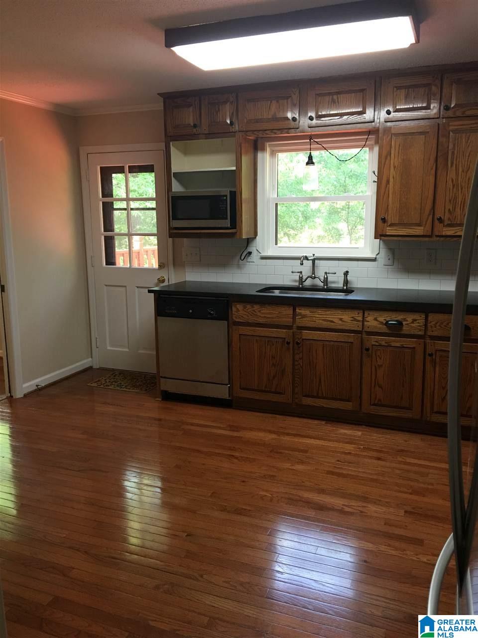 1812 Mohawk Drive Alabaster, AL 35007 - Photo 9 of 48