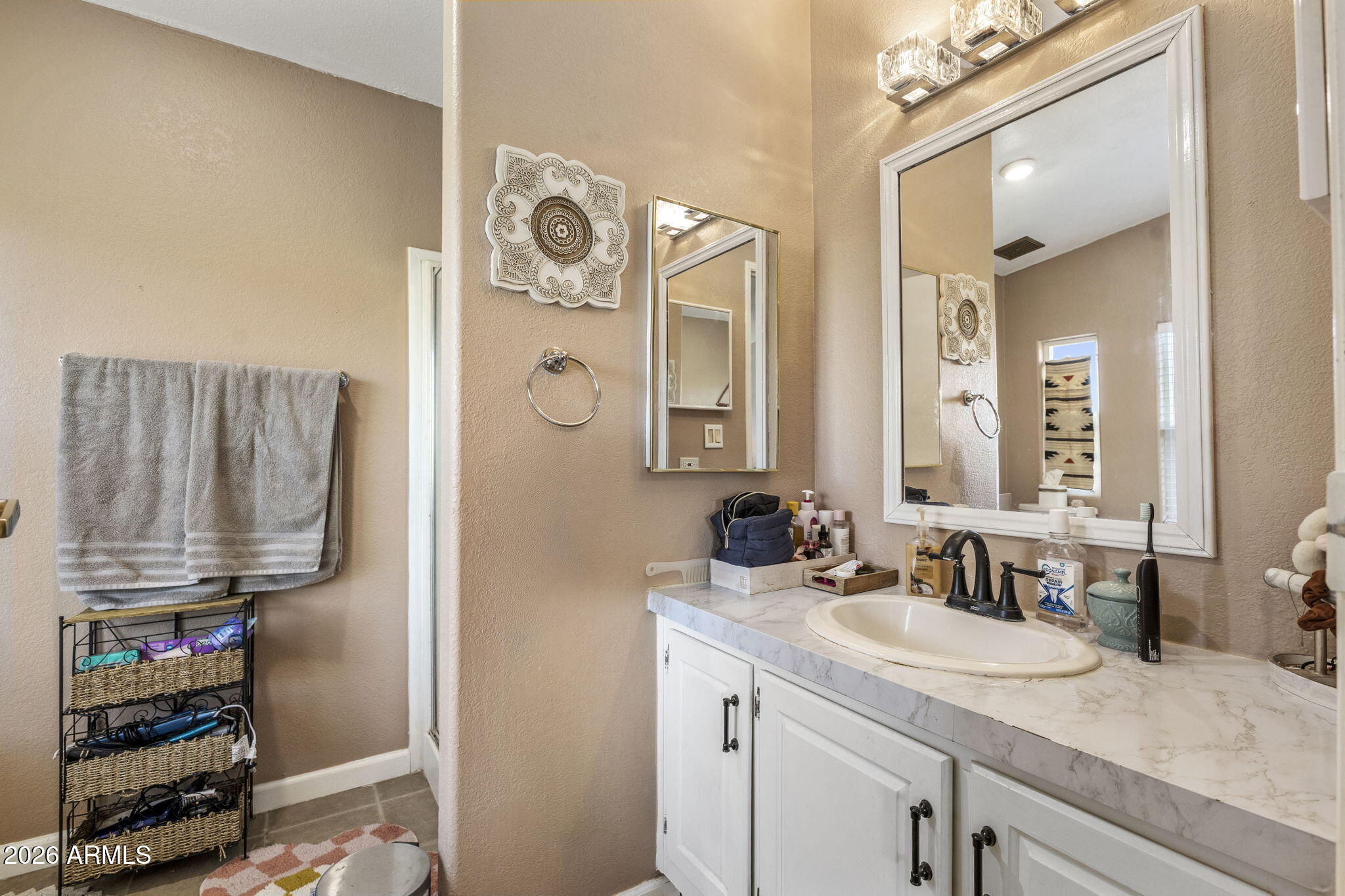 42027 North 3rd Street Phoenix, AZ 85086 - Photo 12 of 45 11-web-or-mls-IMG_3175