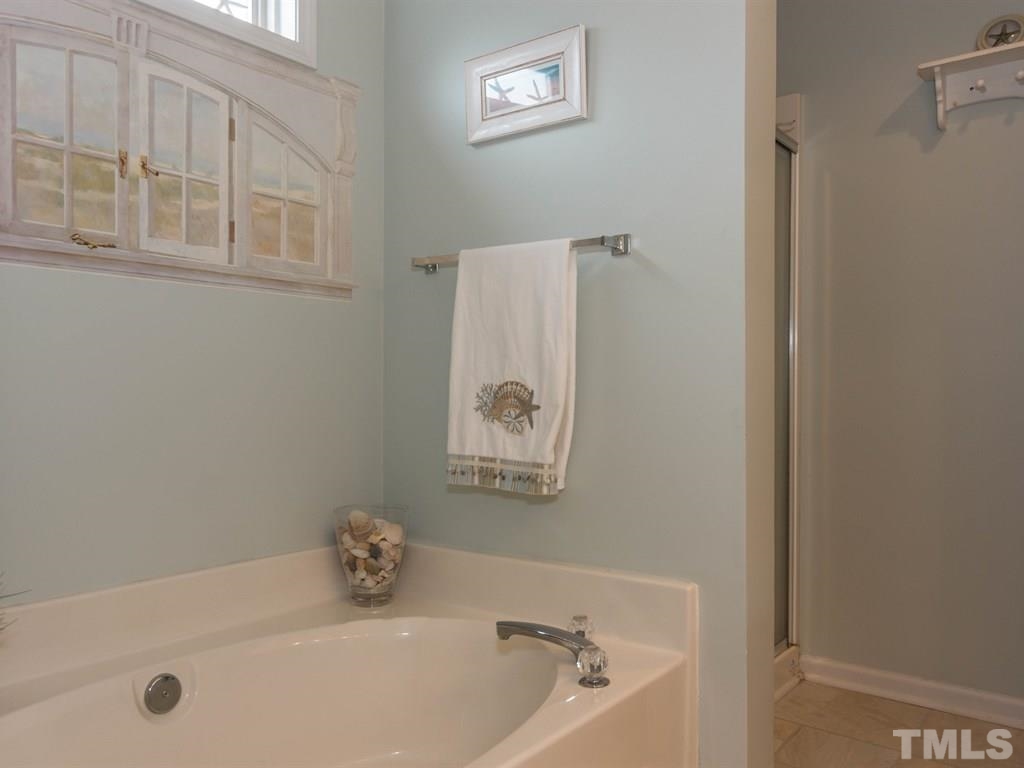 113 Ridge Lake Drive Apex, NC 27539 - Photo 18 of 25 Gallery Image 18