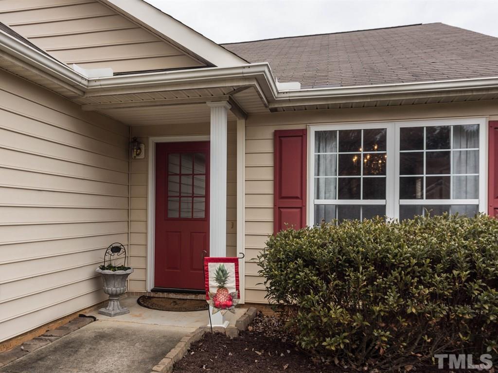 113 Ridge Lake Drive Apex, NC 27539 - Photo 3 of 25 Gallery Image 3
