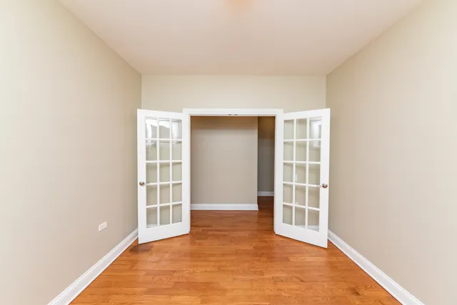 an empty room with windows