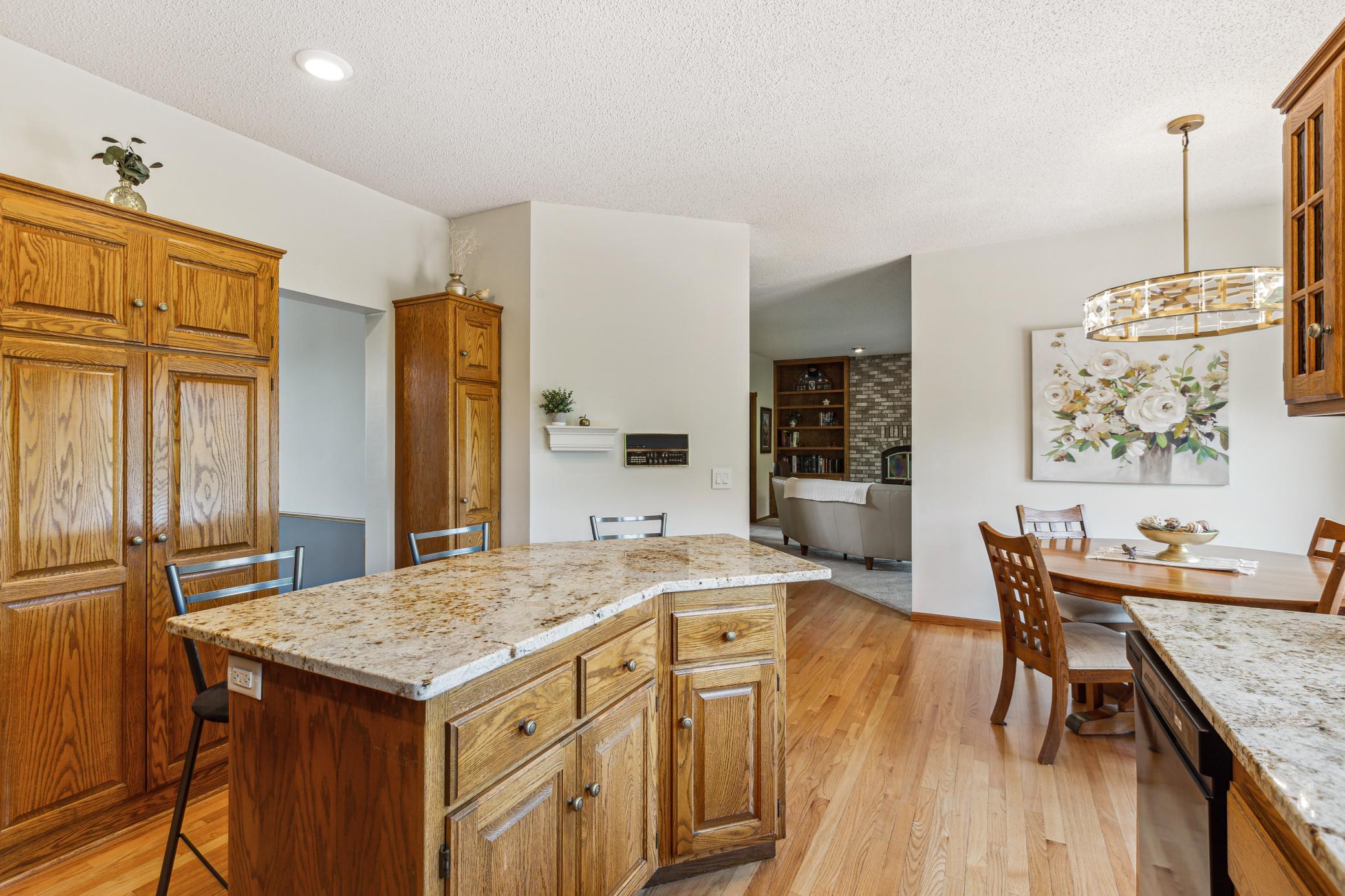 147 Sherwood Road Shoreview, MN 55126 - Photo 16 of 35 Gallery Image 16