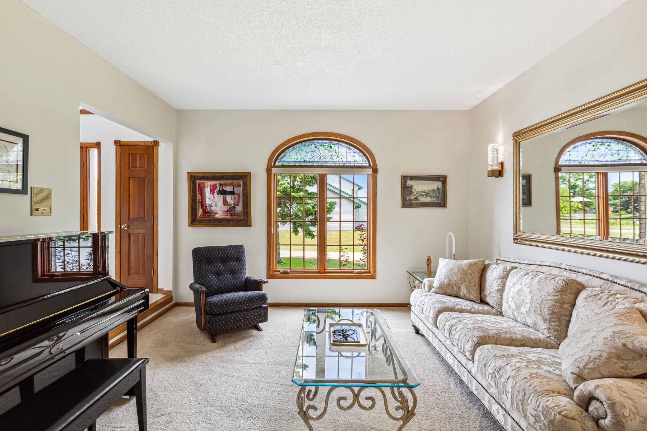 147 Sherwood Road Shoreview, MN 55126 - Photo 8 of 35 Gallery Image 8