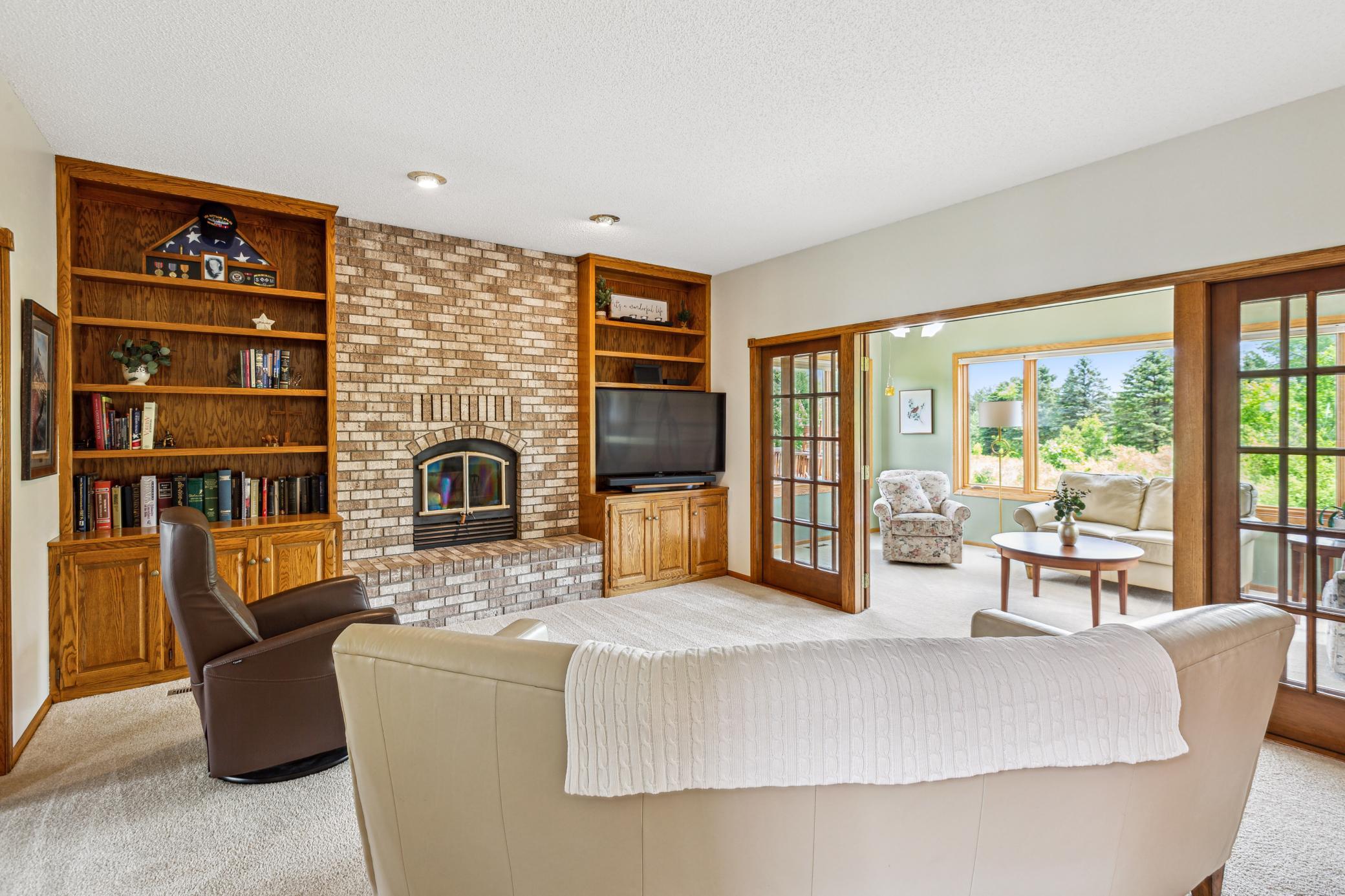 147 Sherwood Road Shoreview, MN 55126 - Photo 10 of 35 Gallery Image 10