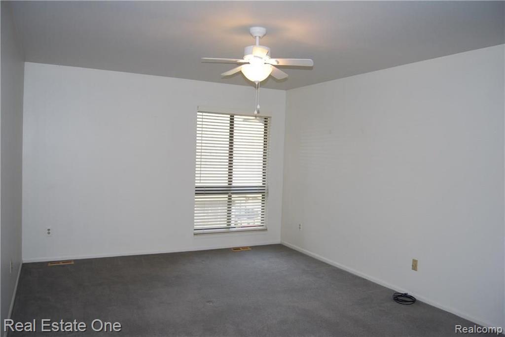 924 Wexford Way, Unit 10 Rochester Hills, MI 48307 - Photo 10 of 25
