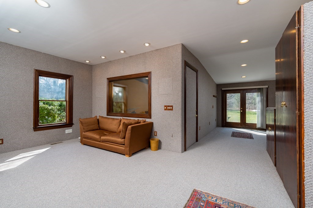 721 Main Street Hingham, MA 02043 - Photo 16 of 35