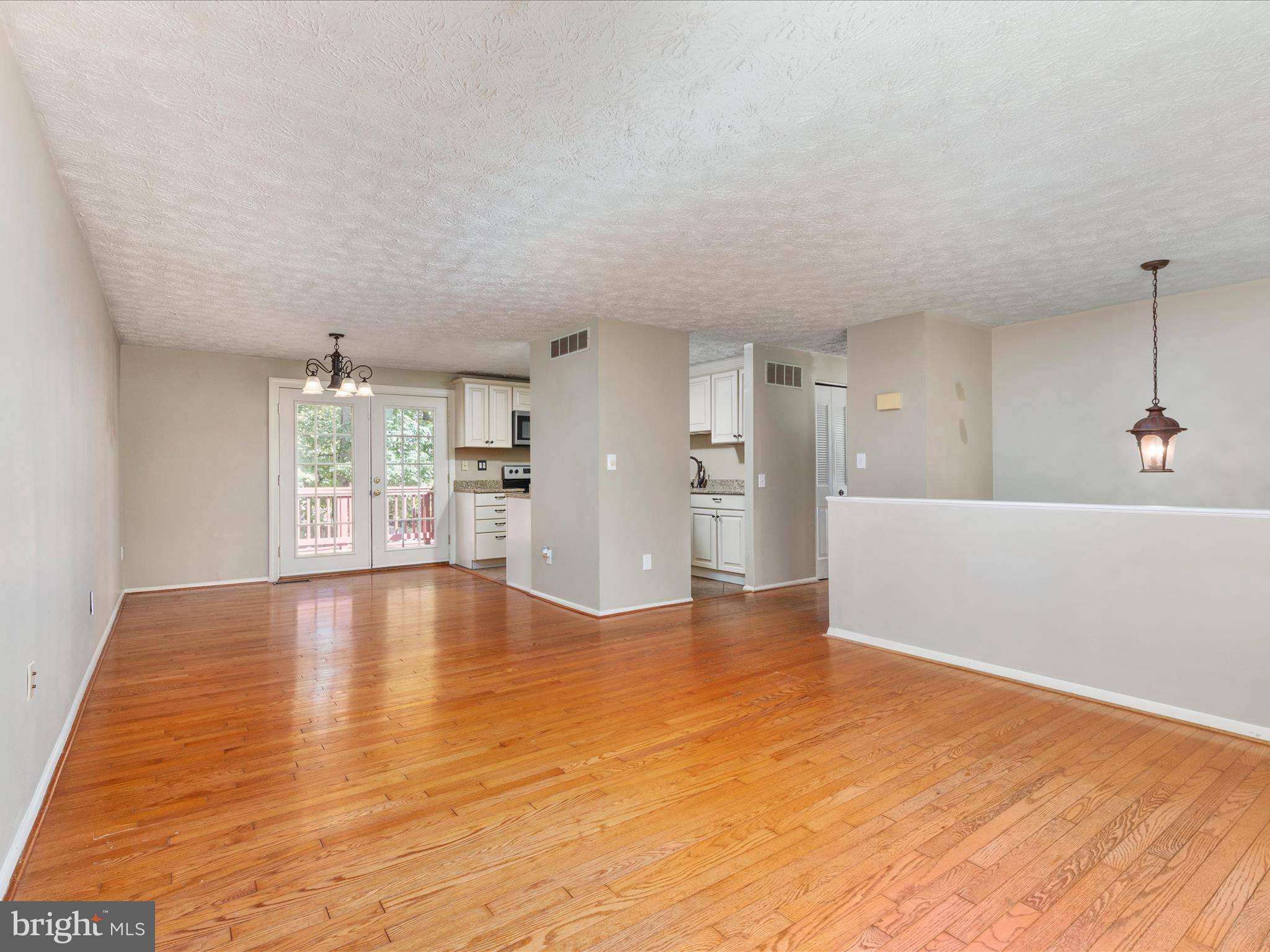 4514 Cub Run Road Chantilly, VA 20151 - Photo 7 of 15 Living + Dining Room | Main Level