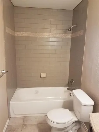 $2,000 | 100 Lochness Lane, Benbrook, TX 76126