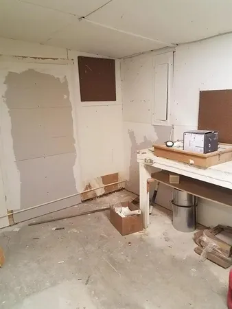 $2,000 | 100 Lochness Lane, Benbrook, TX 76126