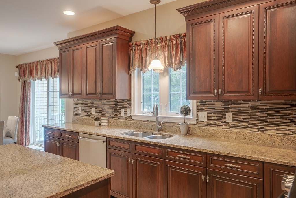 17 Hillside Drive Georgetown, MA 01833 - Photo 11 of 42