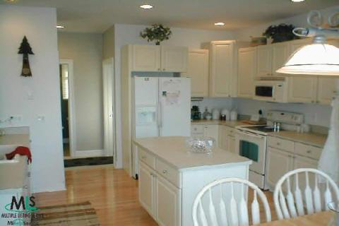 80500 Capac Road Armada, MI 48005 - Photo 3 of 8 781195-2.JPG