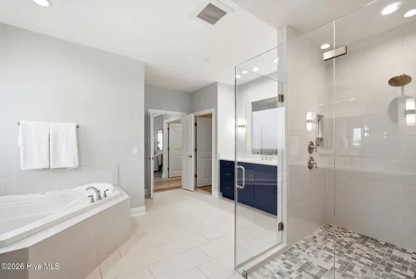 $1,250,000 | 2643 West Timber Crest Drive Northeast, Leland, NC 28451