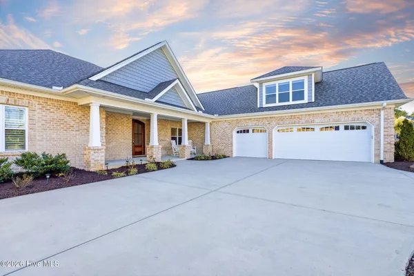 $1,250,000 | 2643 West Timber Crest Drive Northeast, Leland, NC 28451