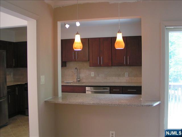 16-06 Jordan Road Fair Lawn, NJ 07410 - Photo 9 of 10