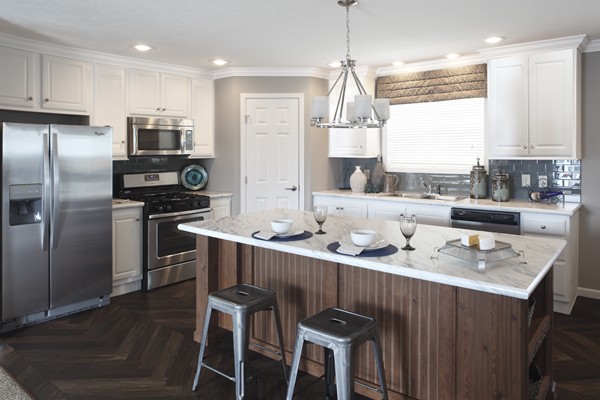 76 Hagop Road Salem, NH 03079 - Photo 2 of 9 Gallery Image 2