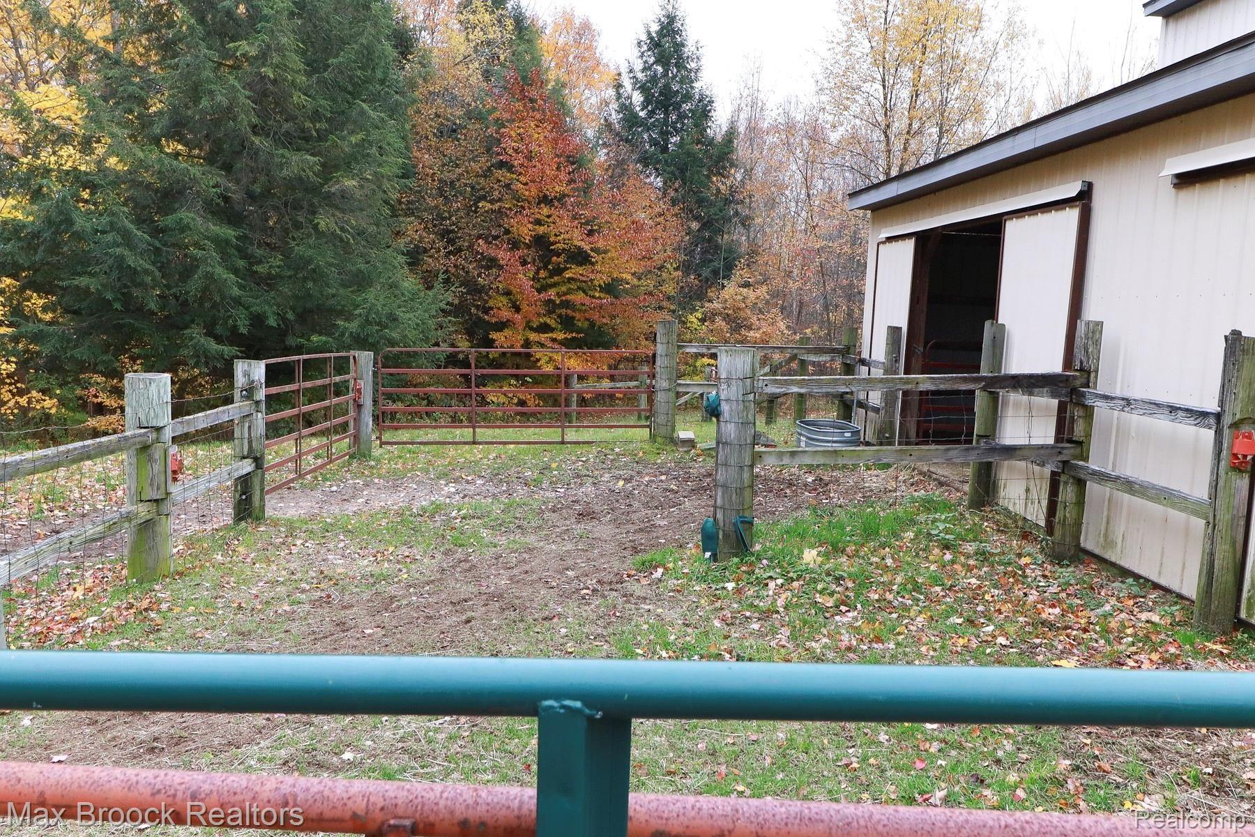 5144 Hurds Corner Road Mayville, MI 48744 - Photo 30 of 83 EF05B04E-22FD-425C-A91A-30AC7F2F191E.jpeg