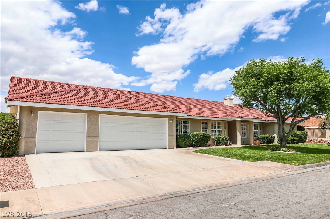 250 West Rochell Drive Henderson, NV 89015 - Photo 3 of 43 Gallery Image 3