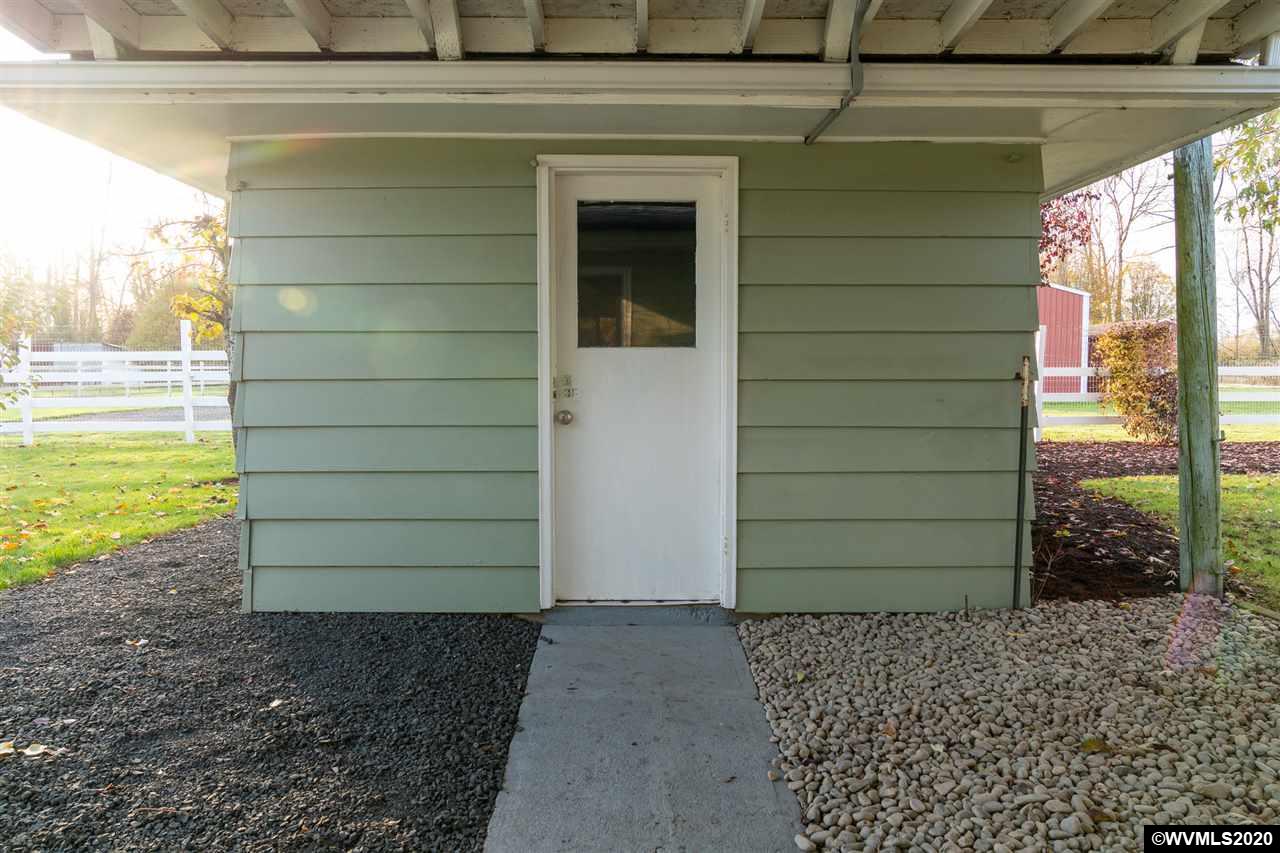 35628 Oakville Road Southwest Albany, OR 97321 - Photo 27 of 39