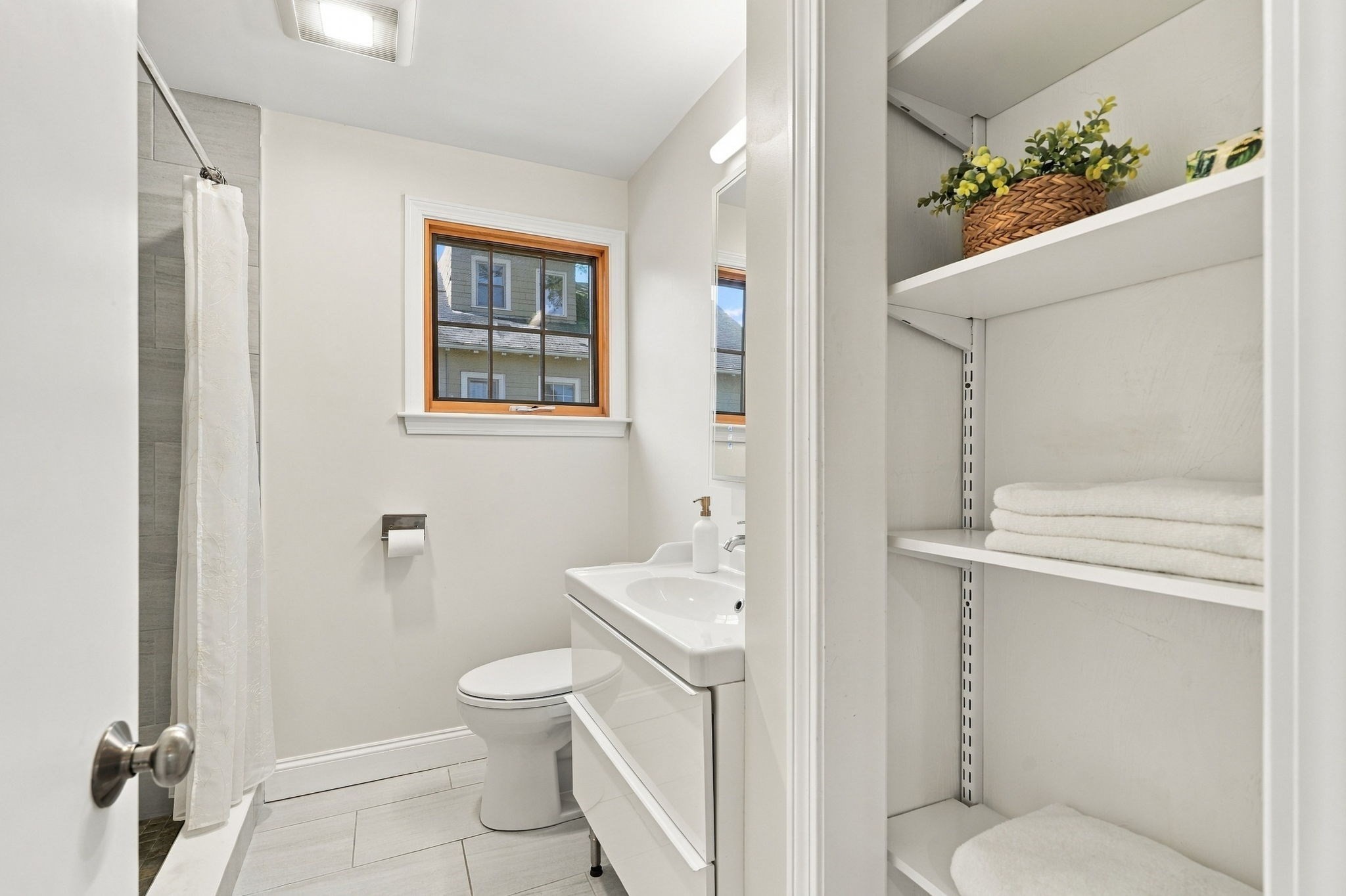 6-8 Goodman Road, Unit 6 Cambridge, MA 02139 - Photo 12 of 25 Gallery Image 12