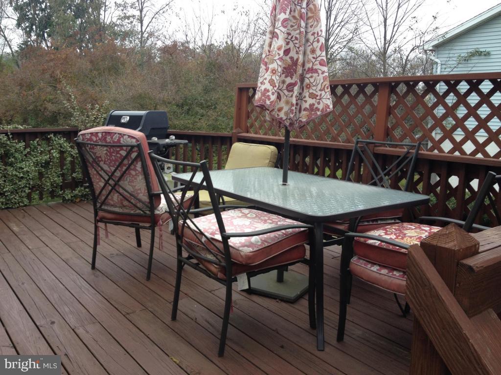 20 Middle Lane Lititz, PA 17543 - Photo 4 of 15