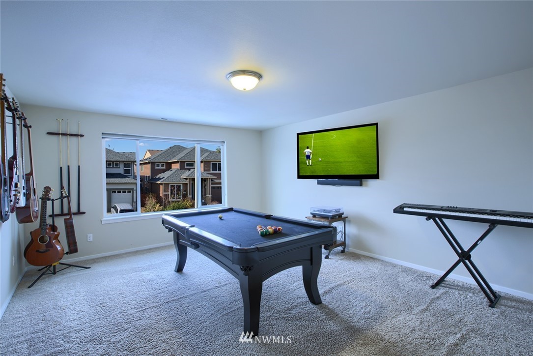 22329 38th Avenue Southeast Bothell, WA 98021 - Photo 13 of 18